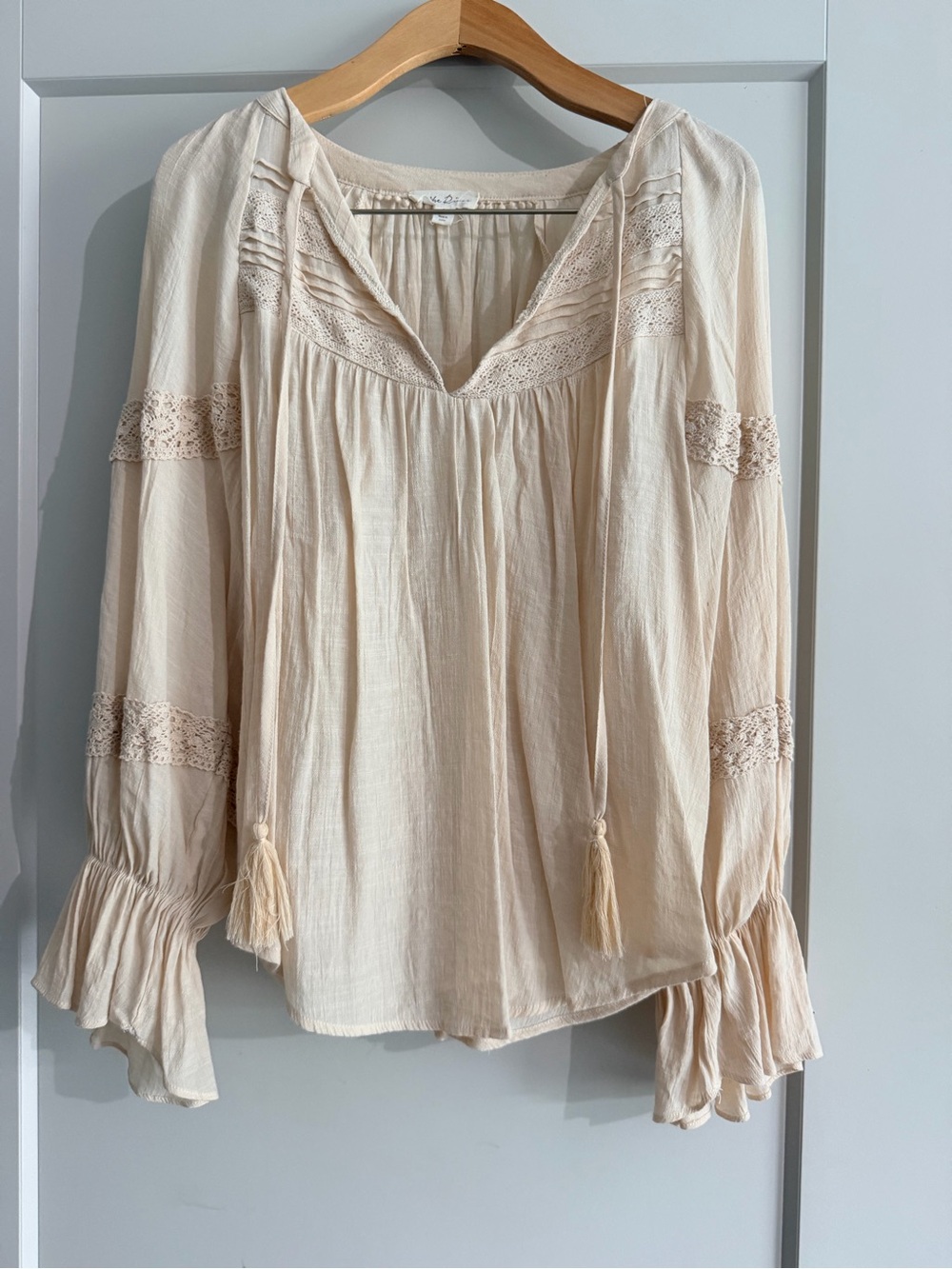 Women's Cream Boho Lace-Trim Peasant Blouse
